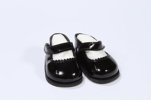 Scalloped Patent Leather Mary Janes